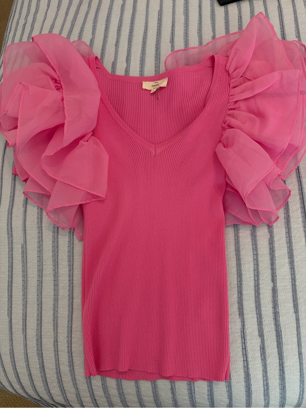 Pink Ruffle Sleeve V-Neck Knit Top Entro Small